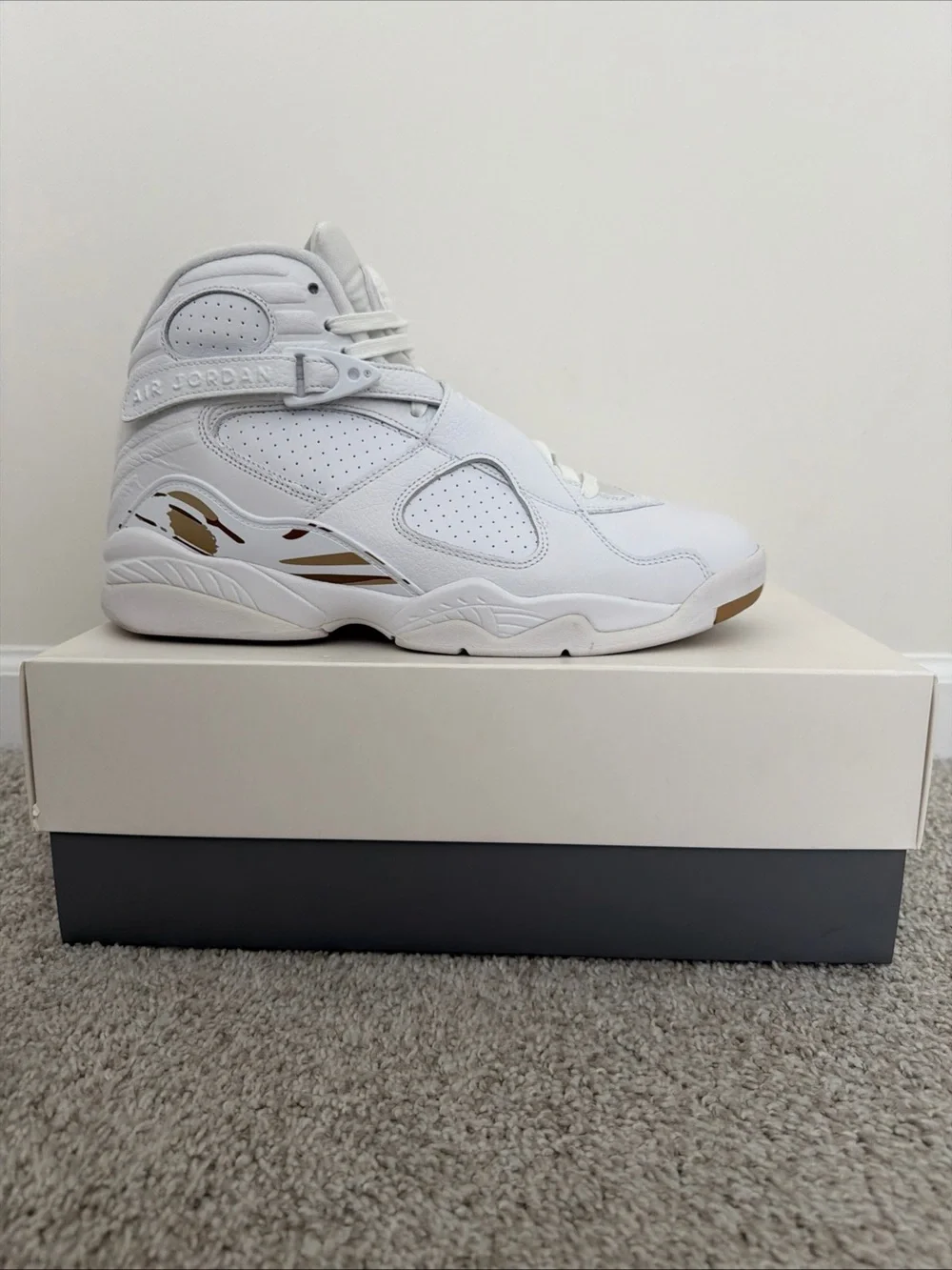 Jordan Retro 8 OVO x Drake Size 10.5